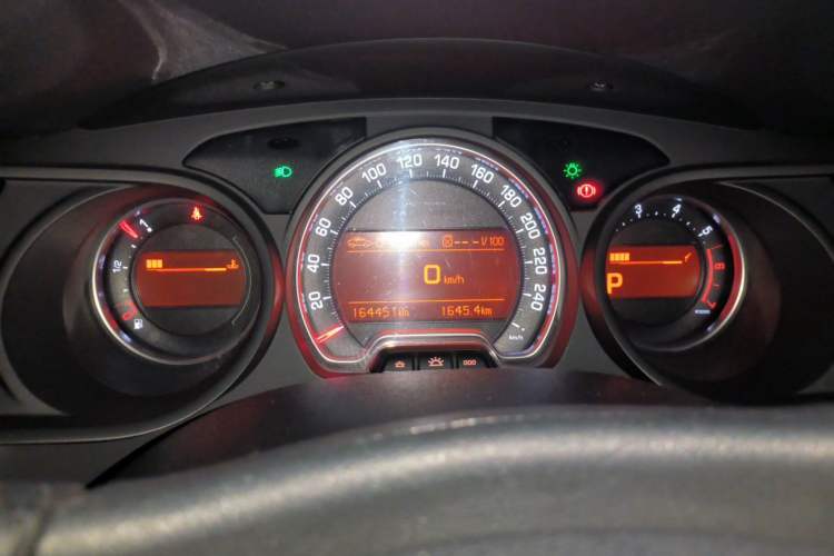 Used Citroen C5 2013 2.3L Automatic Enjoyment Model Instrument Cluster