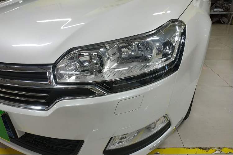 Used Citroen C5 2013 2.0L Automatic Luxury Model Left Front Headlight