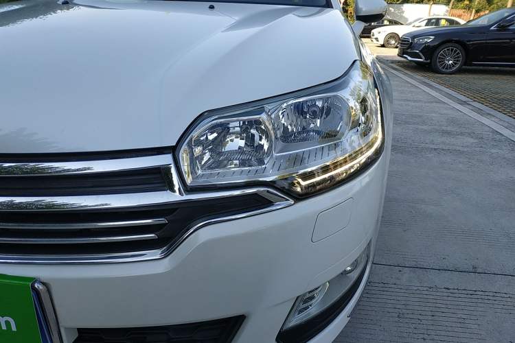 Used Citroen C5 2013 2.0L Automatic Luxury Model Left Front Headlight