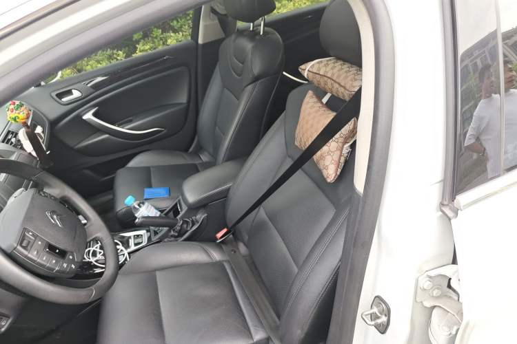 Used Citroen C5 2013 2.3L Automatic Zunyu Model Left Front Seat