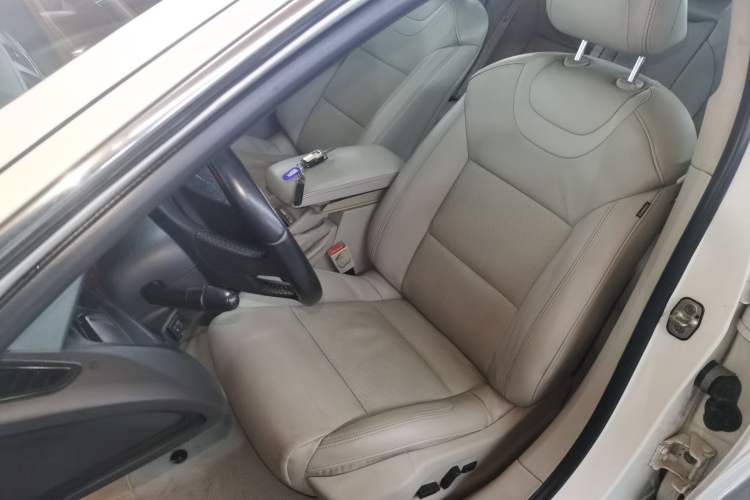 Used Citroen C5 2013 2.0L Automatic Luxury Model Left Front Seat