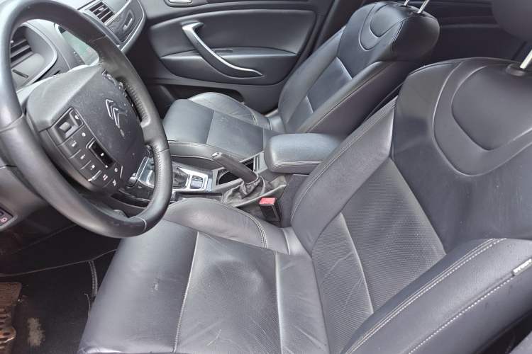 Used Citroen C5 2013 2.0L Automatic Luxury Model Left Front Seat