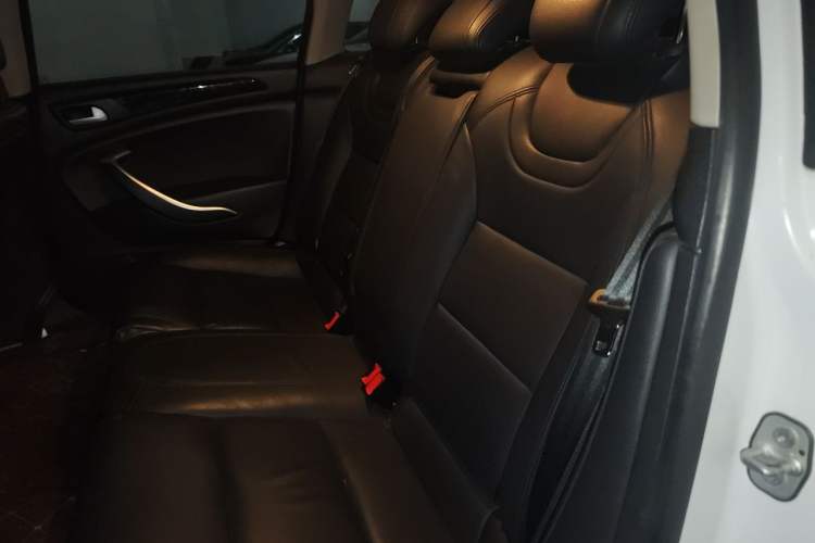 Used Citroen C5 2013 2.0L Automatic Luxury Model Left Rear Seat