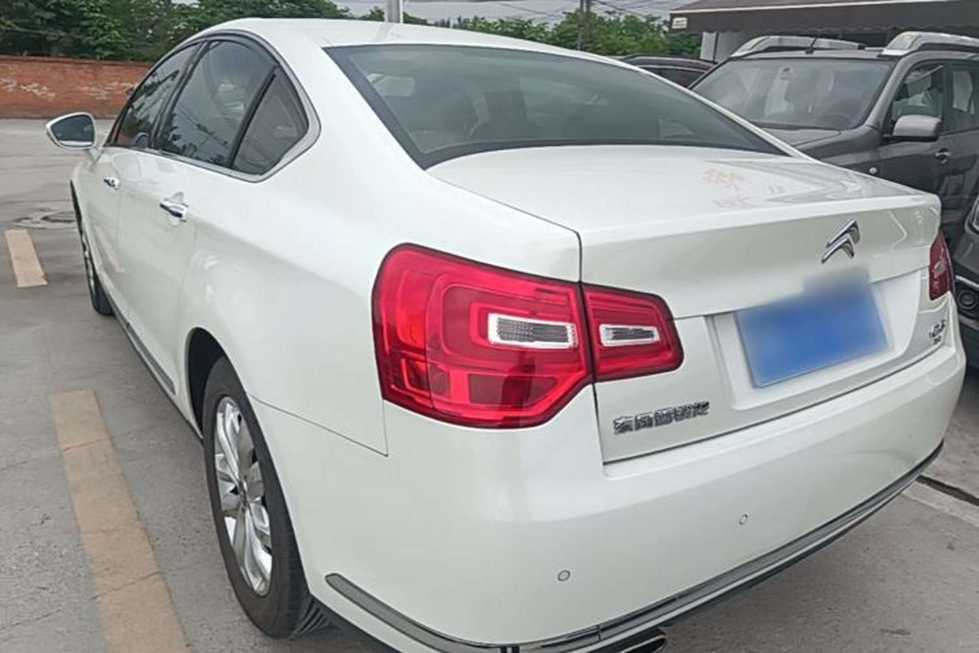 Used Citroen C5 2013 2.3L Automatic Zunyu Model Rear Left 45 Deg