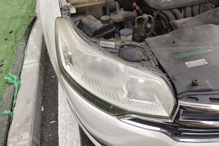 Used Citroen C5 2013 2.0L Automatic Luxury Model Right Front Headlight