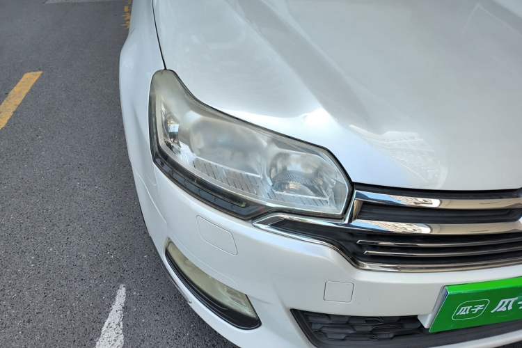 Used Citroen C5 2013 2.0L Automatic Luxury Model Right Front Headlight