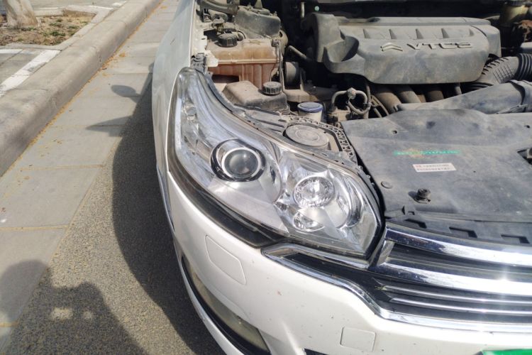 Used Citroen C5 2013 2.3L Automatic Prestige Edition Right Front Headlight