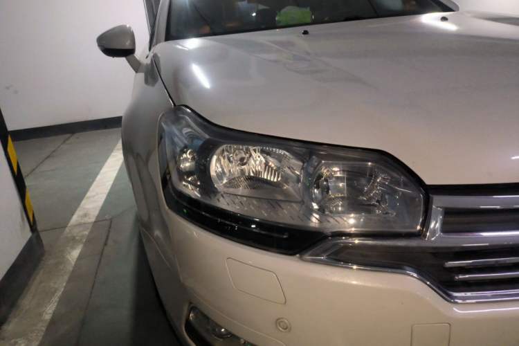 Used Citroen C5 2013 2.3L Automatic Enjoyment Model Right Front Headlight