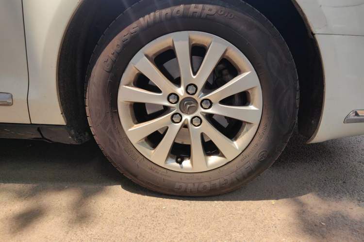 Used Citroen C5 2013 2.0L Automatic Luxury Model Right Front Wheel Hub