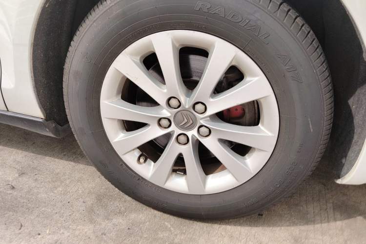 Used Citroen C5 2013 2.0L Automatic Enjoyment Model Right Front Wheel Hub