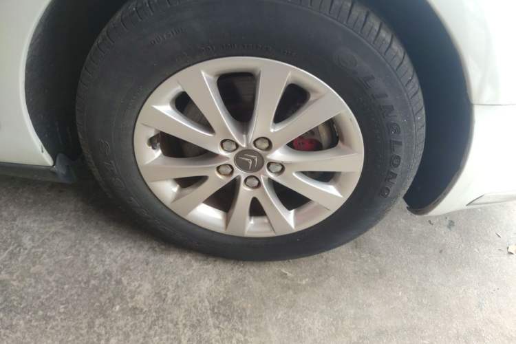 Used Citroen C5 2013 2.0L Automatic Luxury Model Right Front Wheel Hub