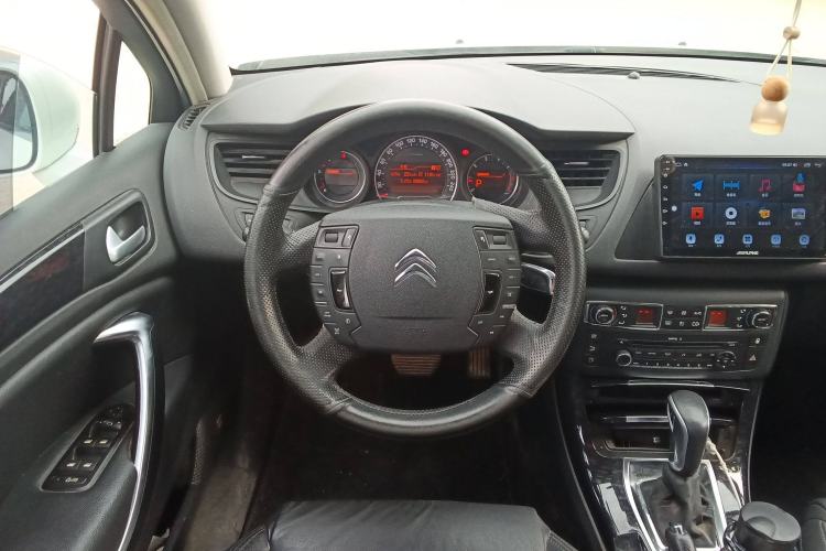 Used Citroen C5 2013 2.0L Automatic Luxury Model Steering Wheel