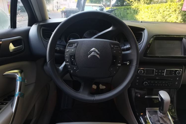 Used Citroen C5 2013 2.3L Automatic Zunyu Model Steering Wheel