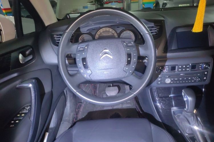 Used Citroen C5 2013 2.0L Automatic Enjoyment Model Steering Wheel