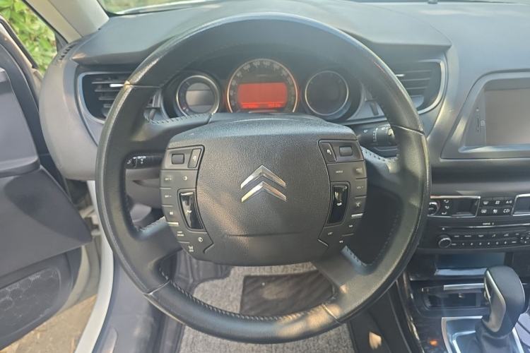 Used Citroen C5 2013 2.0L Automatic Luxury Model Steering Wheel