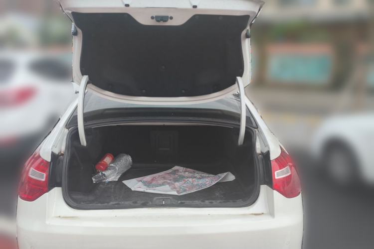 Used Citroen C5 2013 2.0L Automatic Luxury Model Trunk