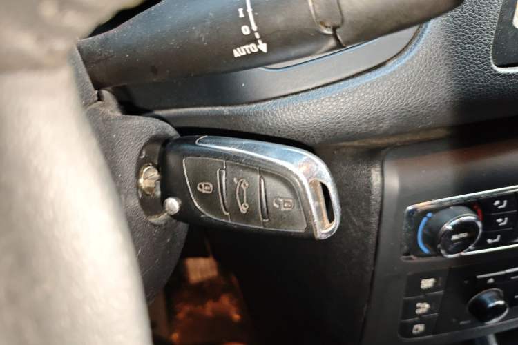 Used Citroen C5 2013 2.0L Automatic Luxury Model Vehicle Key