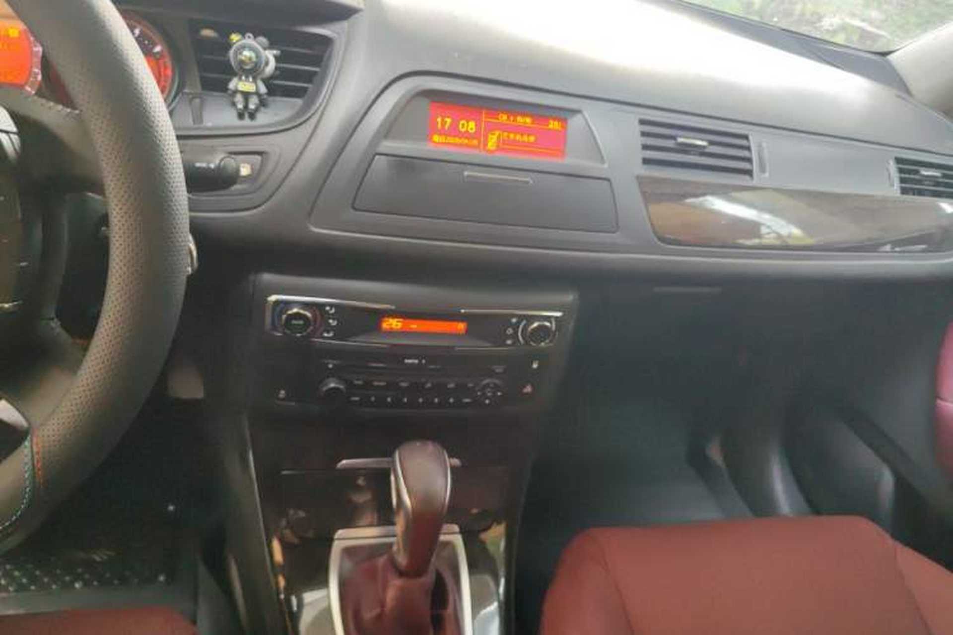 Used Citroen C5 2014 2.0L Automatic Zunyue Model Audio And AC Panel