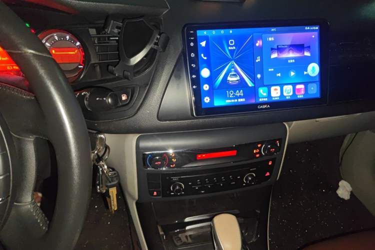 Used Citroen C5 2014 2.0L Automatic Zunyue Model Audio And AC Panel