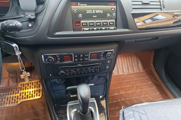 Used Citroen C5 2014 2.0L Automatic Luxury Edition Audio And AC Panel