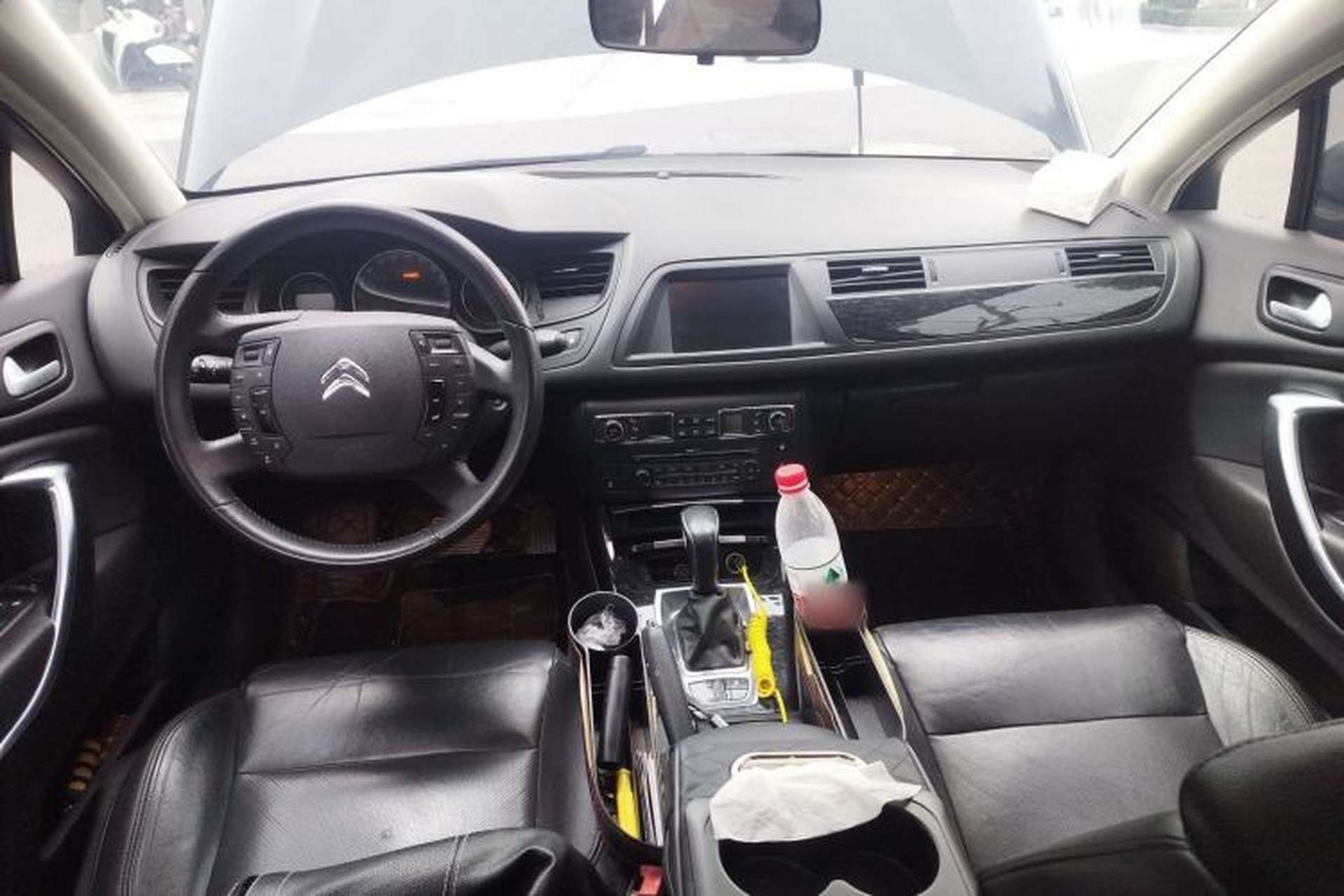 Used Citroen C5 2014 2.0L Automatic Luxury Edition Center Console