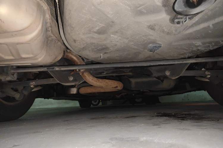Used Citroen C5 2014 2.0L Automatic Zunyue Model Chassis Rear