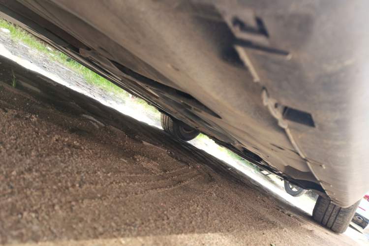 Used Citroen C5 2014 2.0L Automatic Zunyue Model Chassis Rear Right