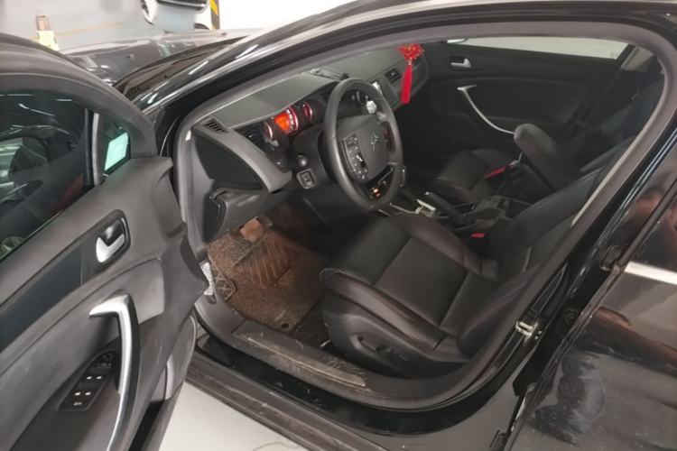 Used Citroen C5 2014 1.6T Automatic Luxury Model Driver Seat
