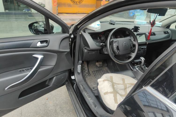 Used Citroen C5 2014 1.6T Automatic Prestige Model Driver Seat