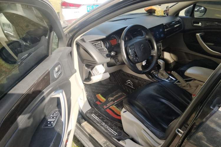 Used Citroen C5 2014 2.0L Automatic Zunyue Model Driver Seat