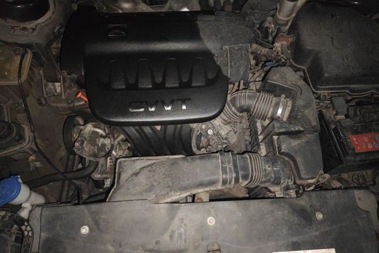 Used Citroen C5 2014 2.0L Automatic Zunyue Model Engine Bay