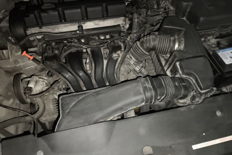 Used Citroen C5 2014 2.0L Automatic Zunyue Model Engine Bay