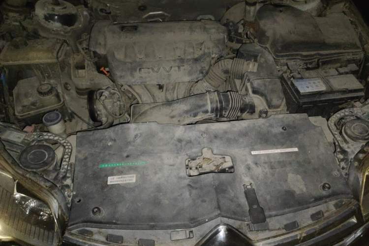 Used Citroen C5 2014 2.0L Automatic Luxury Edition Engine Bay