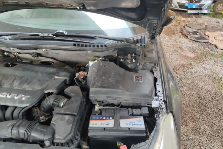 Used Citroen C5 2014 2.0L Automatic Zunyue Model Engine Bay Left