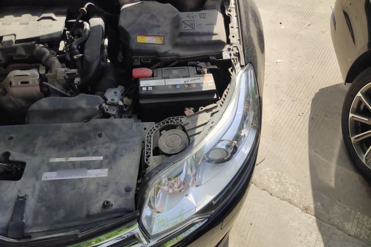 Used Citroen C5 2014 1.6T Automatic Prestige Model Engine Bay Left