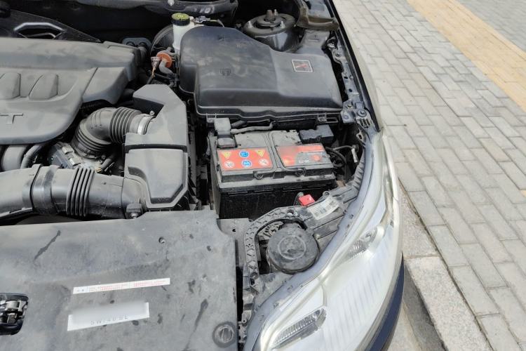 Used Citroen C5 2014 2.0L Automatic Luxury Edition Engine Bay Left