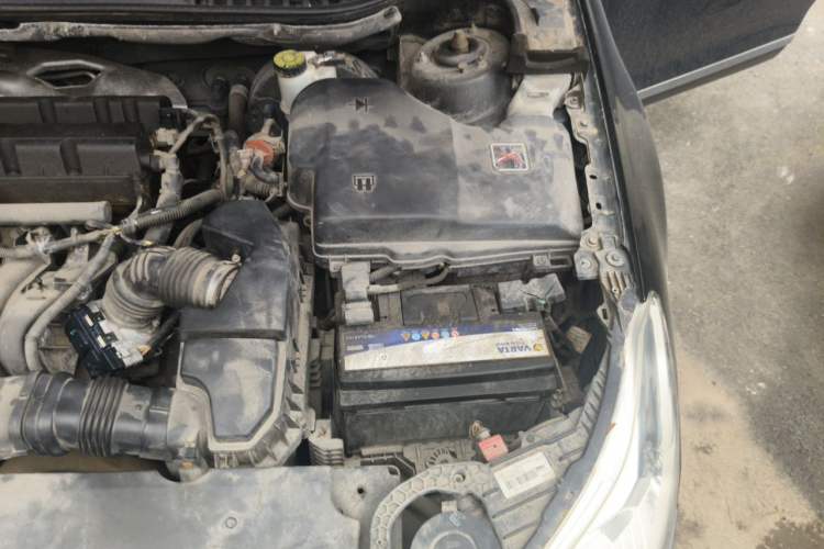 Used Citroen C5 2014 2.0L Automatic Luxury Edition Engine Bay Left