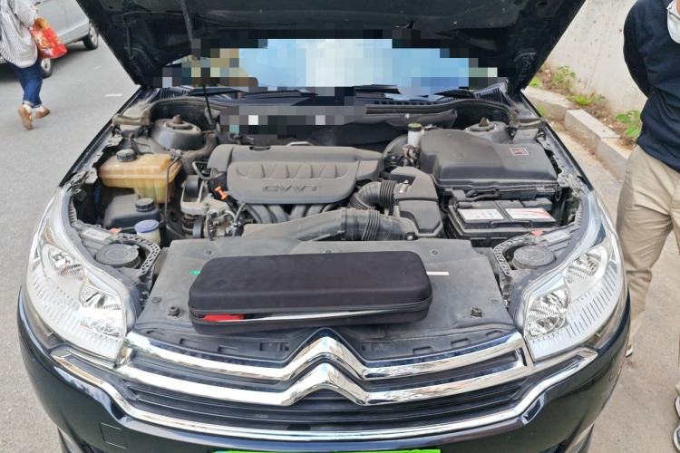Used Citroen C5 2014 2.0L Automatic Luxury Edition Engine Bay