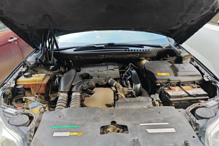 Used Citroen C5 2014 1.6T Automatic Luxury Model Engine Bay
