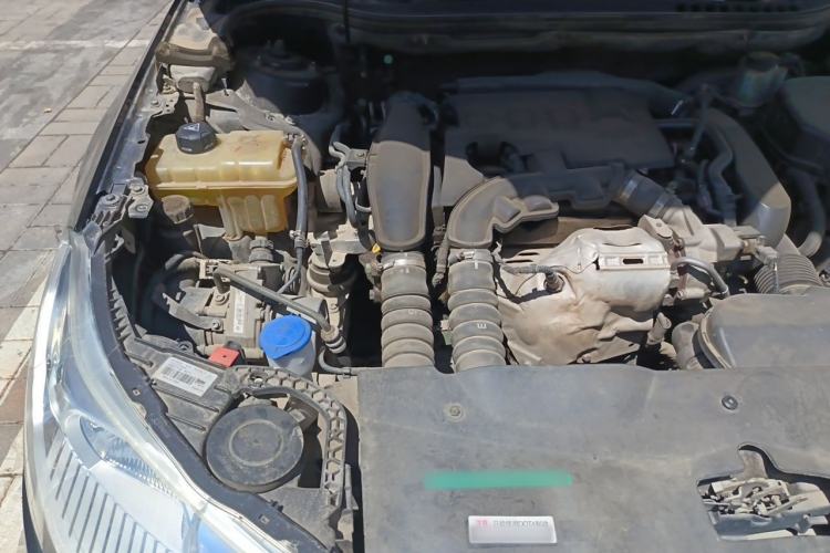 Used Citroen C5 2014 1.6T Automatic Luxury Model Engine Bay Right