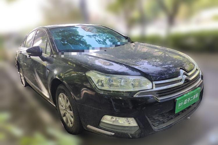 Used Citroen C5 2014 1.6T Automatic Luxury Model Front Right 45 Deg