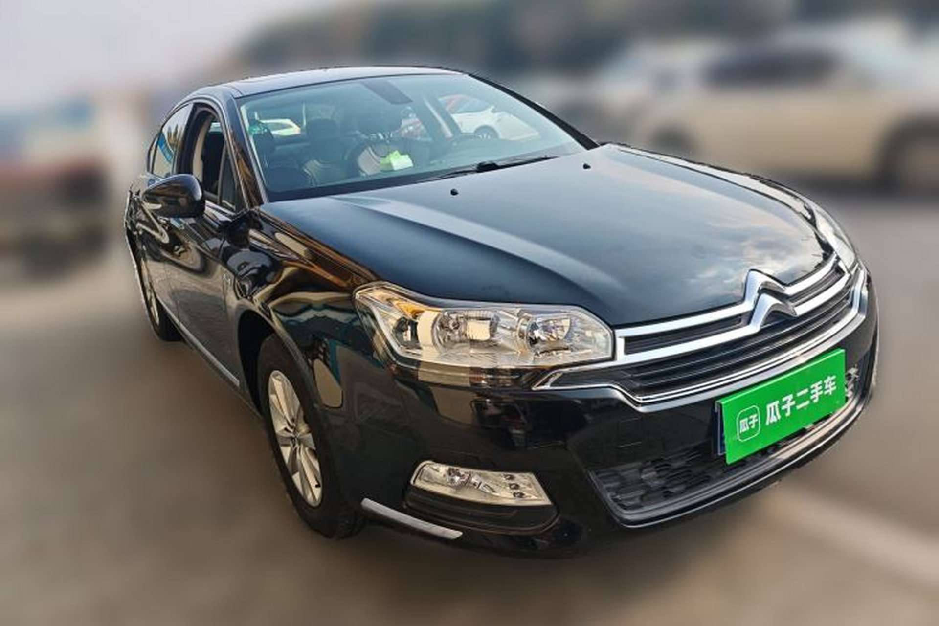 Used Citroen C5 2014 1.6T Automatic Luxury Model Front Right 45 Deg