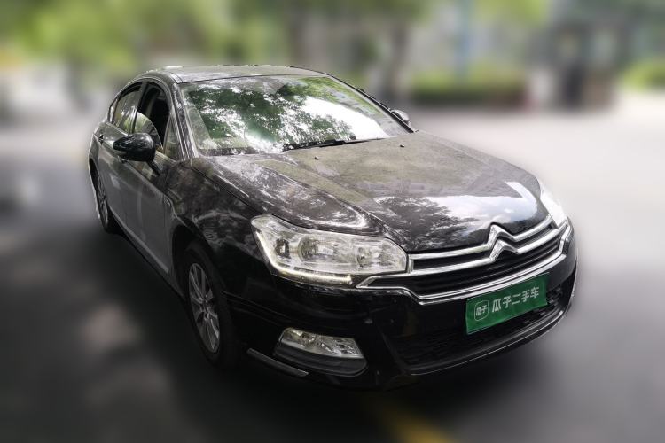 Used Citroen C5 2014 1.6T Automatic Luxury Model Front Right 45 Deg