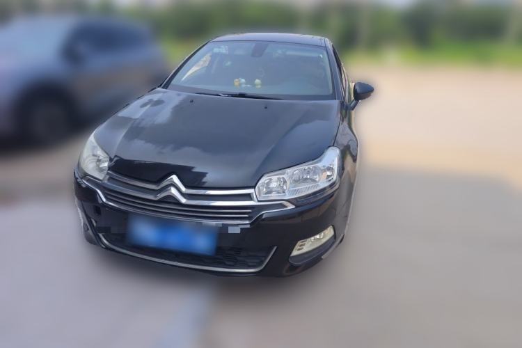 Used Citroen C5 2014 2.0L Automatic Luxury Edition Front Right 45 Deg