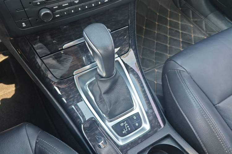 Used Citroen C5 2014 2.0L Automatic Luxury Edition Gear Lever