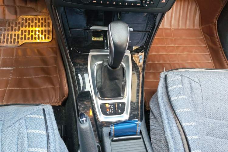 Used Citroen C5 2014 2.0L Automatic Luxury Edition Gear Lever
