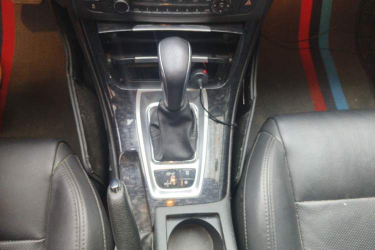 Used Citroen C5 2014 2.0L Automatic Luxury Edition Gear Lever
