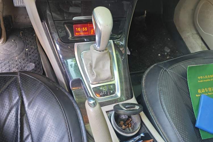 Used Citroen C5 2014 2.0L Automatic Zunyue Model Gear Lever