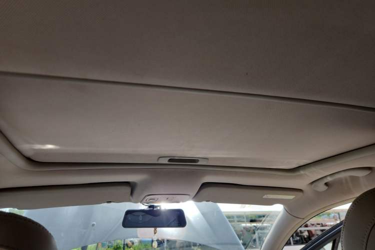 Used Citroen C5 2014 2.0L Automatic Zunyue Model Headliner