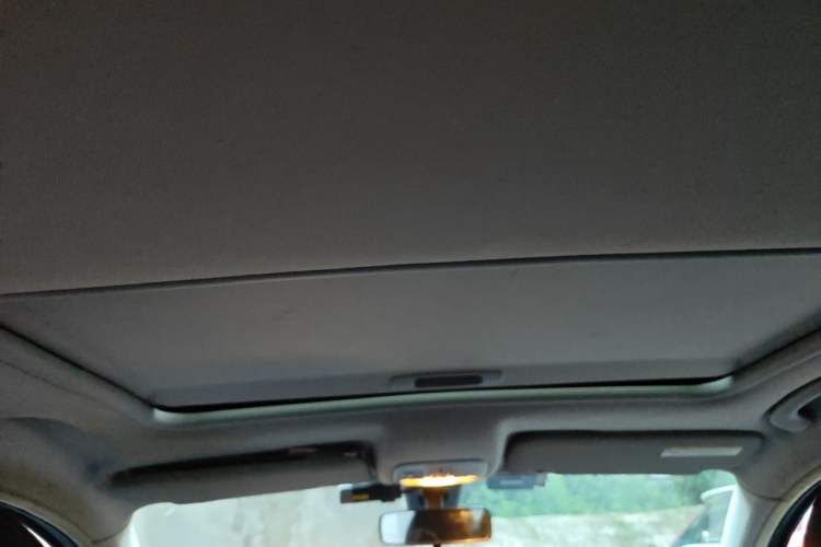 Used Citroen C5 2014 1.6T Automatic Luxury Model Headliner